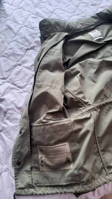 Fjallraven  raven jacket