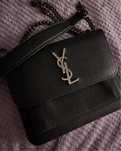 Geanta Yves Saint Laurent neagra
