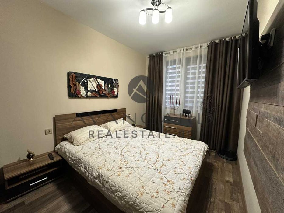 Продава се Тристаен апартамент в Пловдив, Кючук Париж - 78 кв.м за 1795 €/кв.м - Снимка #4