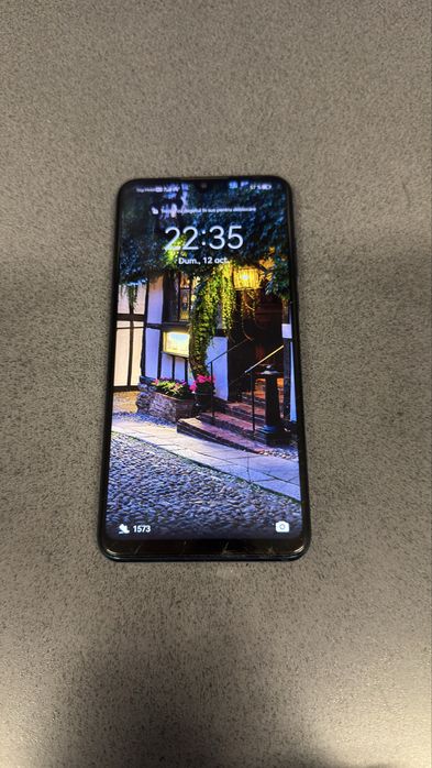 Vand\schimb Huawei p30 lite!