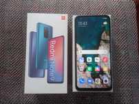 Xiaomi Redmi Note 9 (4гб/64гб) коробка, зарядка, чехол.