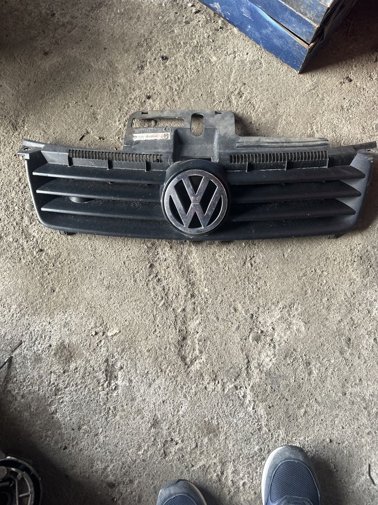 Grila bara fata vw polo 9 n  2002-2005