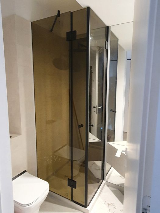 Cabina de dus batanta sau glisanta din sticla