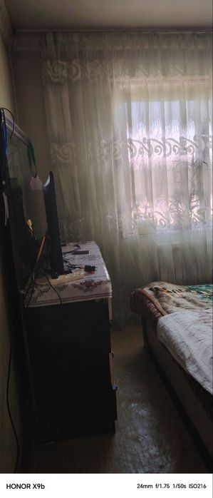 4 xonali kvartira sotiladi