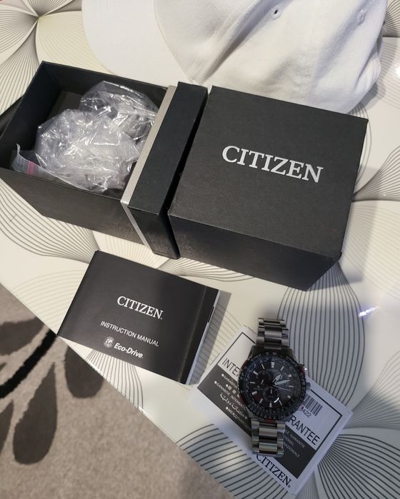 Ceas Citizen  Cb 5001‐57, ecodrive, world time etc , alarm, gatanţie