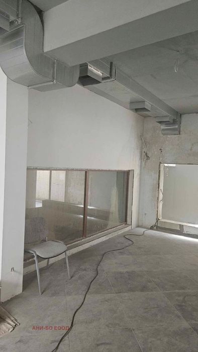 Продава се Магазин в Варна, Бриз - 486 кв.м за 556 €/кв.м - Снимка #3