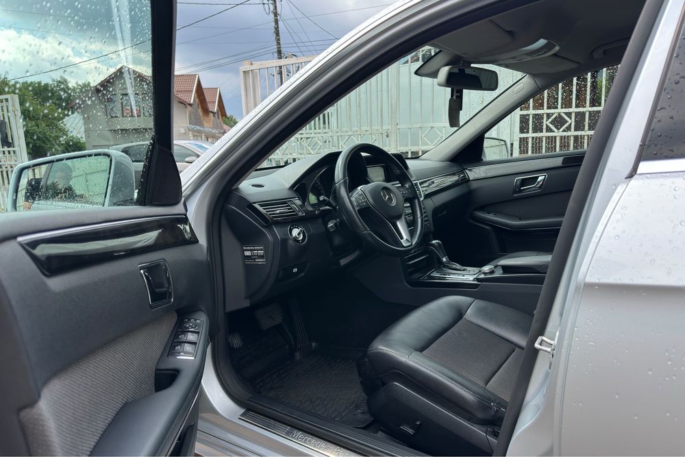Mercedes E220 • Euro 5 • Avantgarde • Cutie Automată