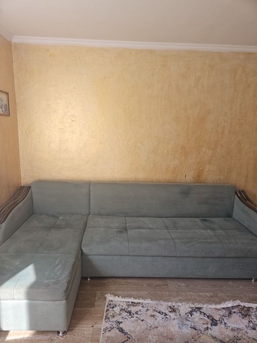 Срочно Продам угловой диван