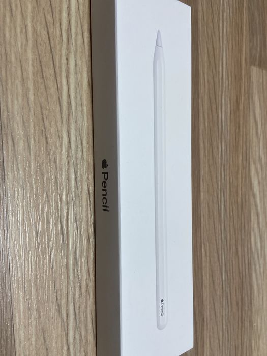Apple Pencil Продам