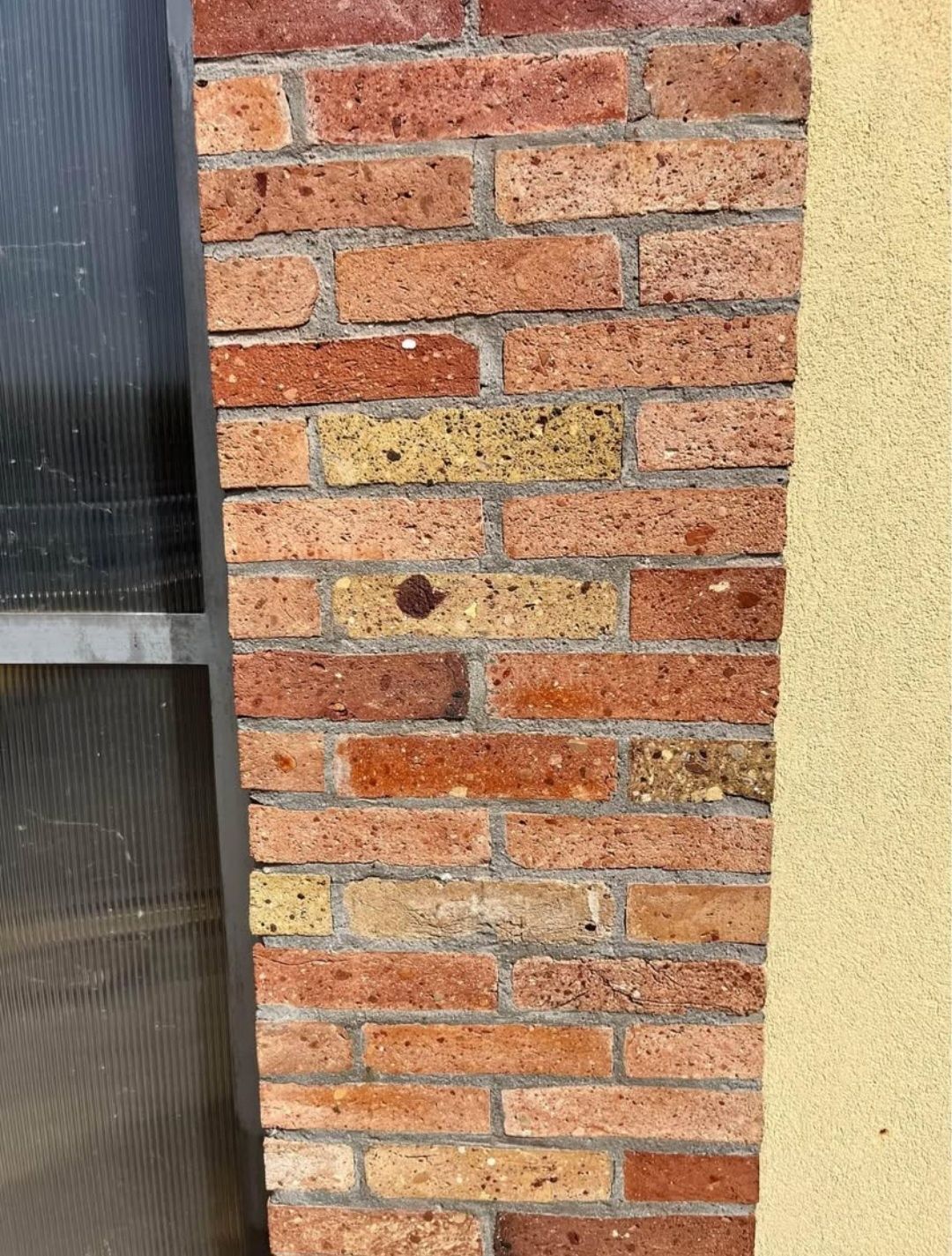 Cărămidă aparentă rustică