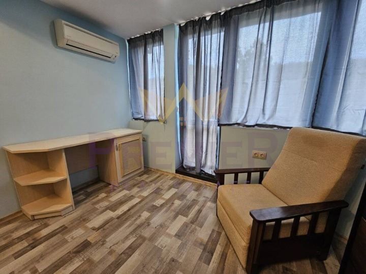 Продава се Тристаен апартамент в к.к. Златни пясъци - 100 кв.м за 1850 €/кв.м - Снимка #3