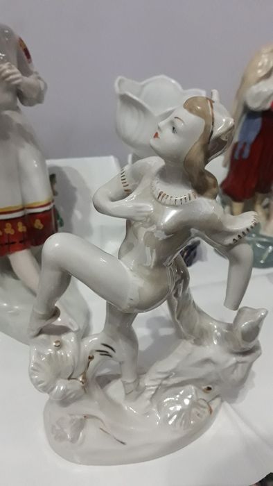 Статуэтки  фарфоровые СССР.
