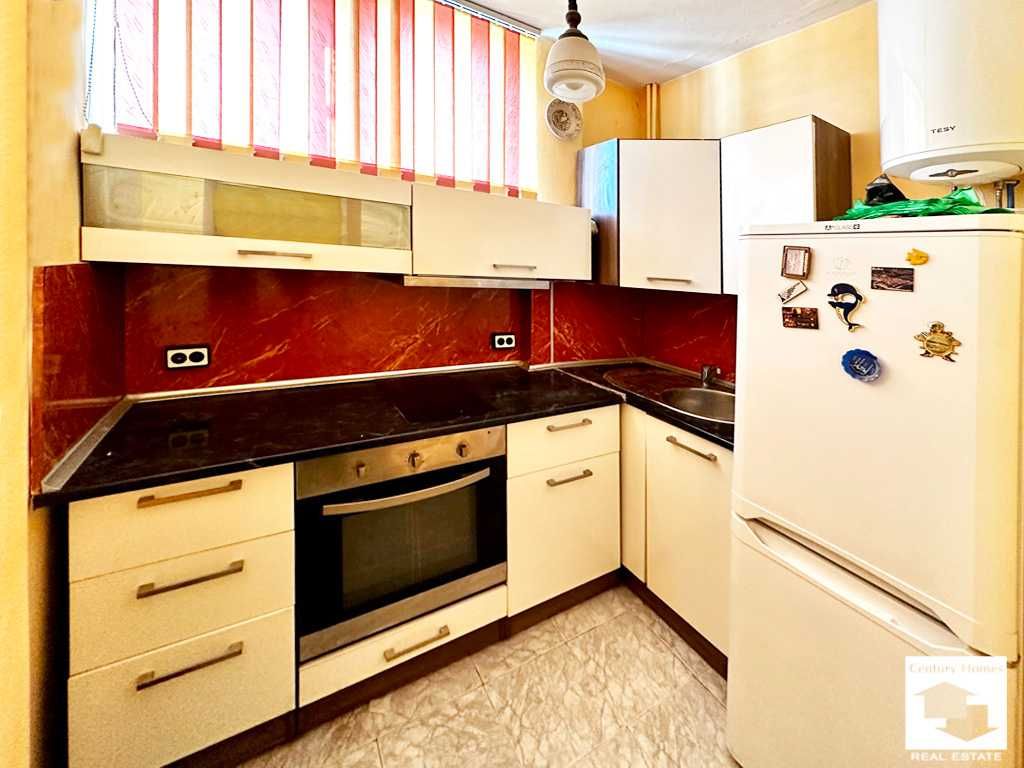104892 Слънчев тристаен апартамент в кв. Колю Фичето, Велико Търново