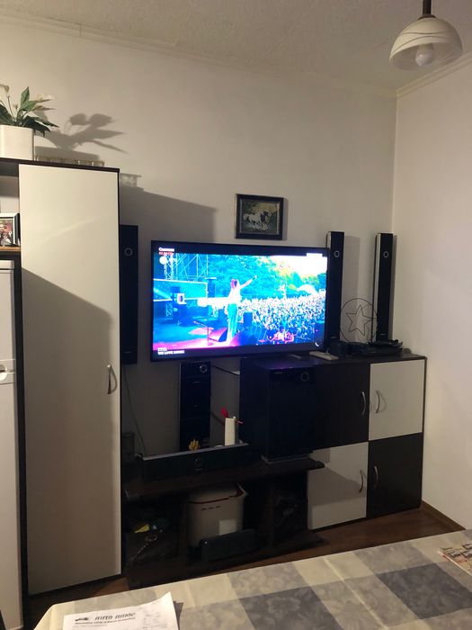 Малка секция за всекидневна