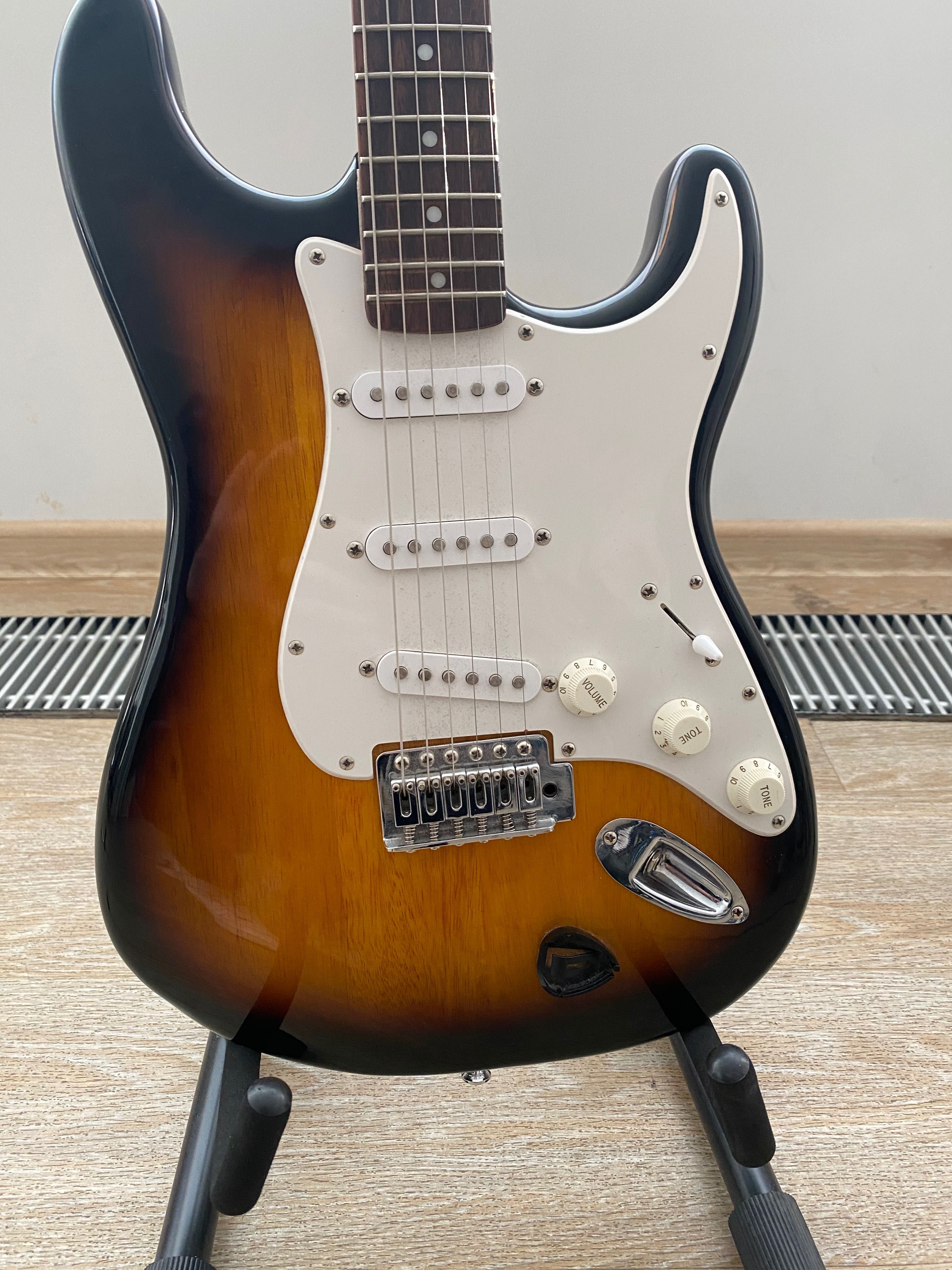 Squeir affinity Stratocaster