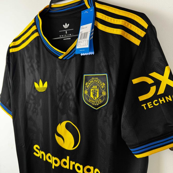 New! Манчестър Юнайтед 25/26 Трети Тениски
