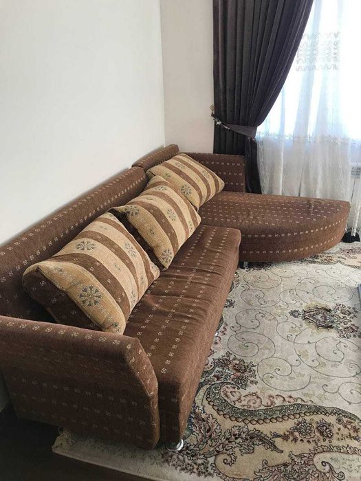 Divan Sotiladi yaxshi ishlatilgan