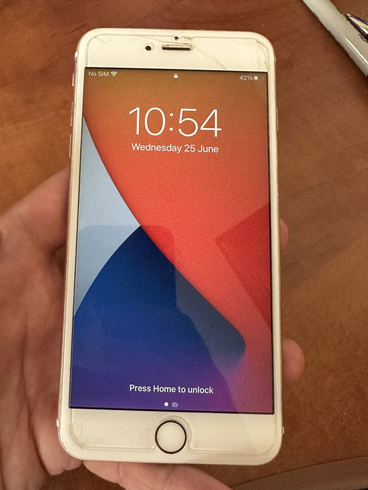 Vând iphone 6s plus