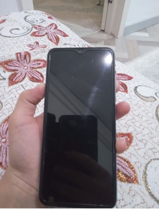 Продам телефон  Realmi с 30s