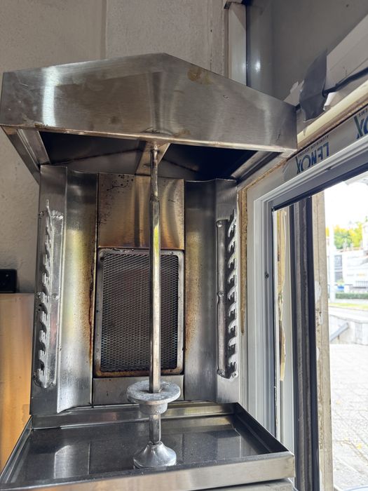 Грил за дюнер + голям нож – отлично състояние