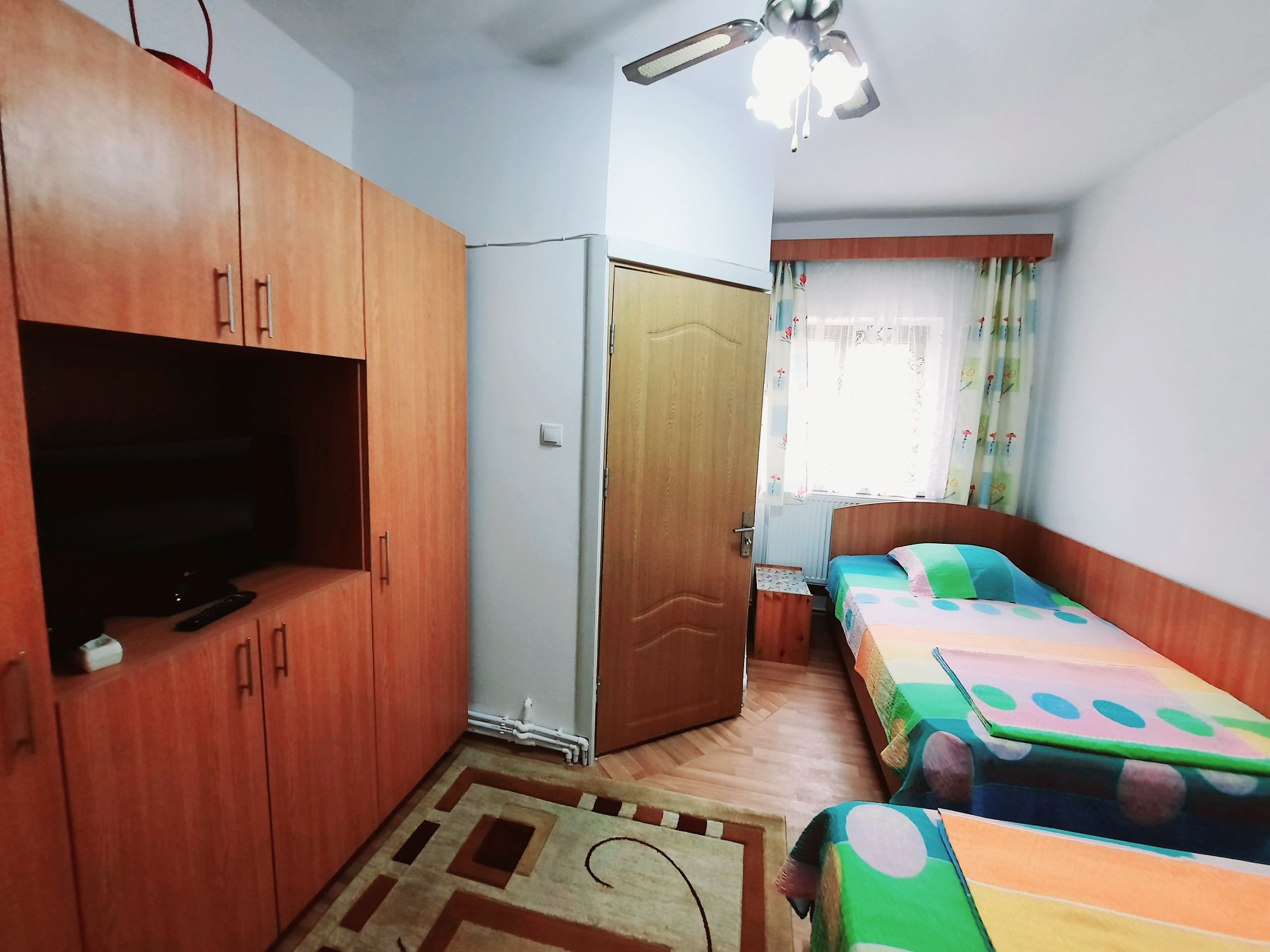 Camere de închiriat EFORIE NORD