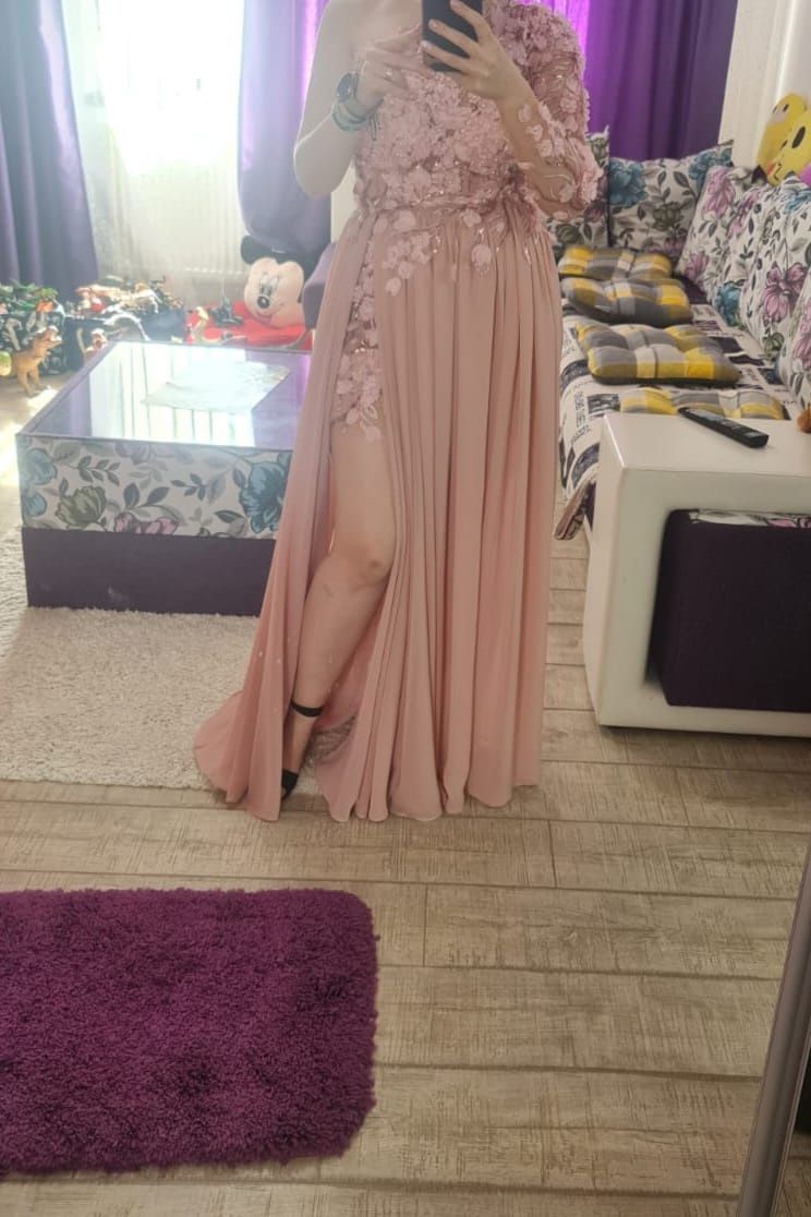 Rochie eleganta de seara roz