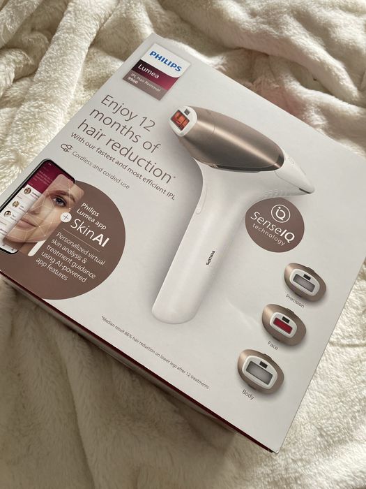 Philips Lumea IPL Hair Removal 9900
