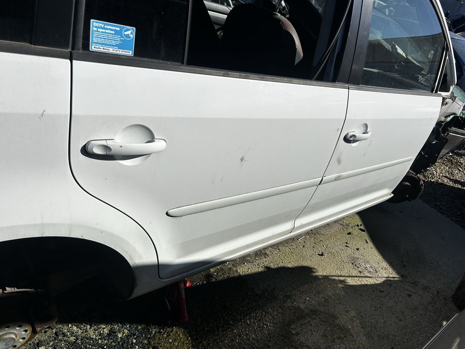 Ușă dreapta spate Volkswagen Touran 2012