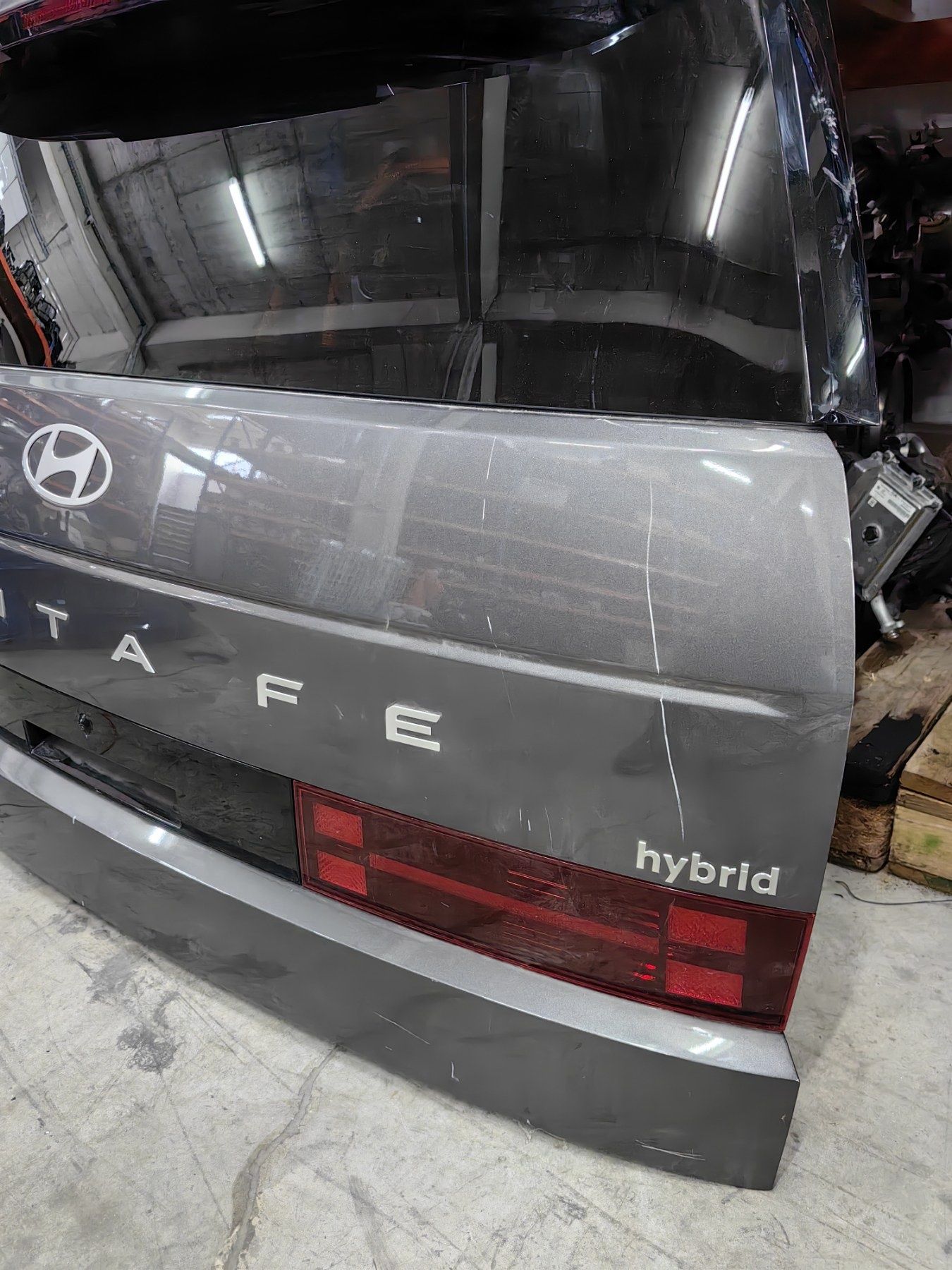 Багажник врата Hyundai Santa Fe 2024/25 / Хюндай Санта Фе 2024/25г