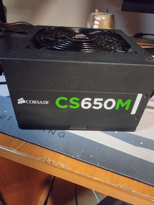 Sursa Corsair CS650M