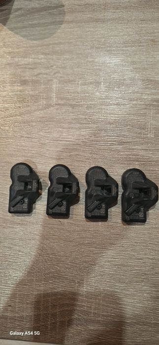 Оригинални датчици ( сензори)  за налягане в гумите за BMW F серия