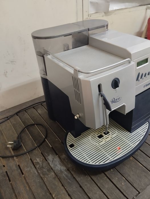 Кафе автомат saeco Royal