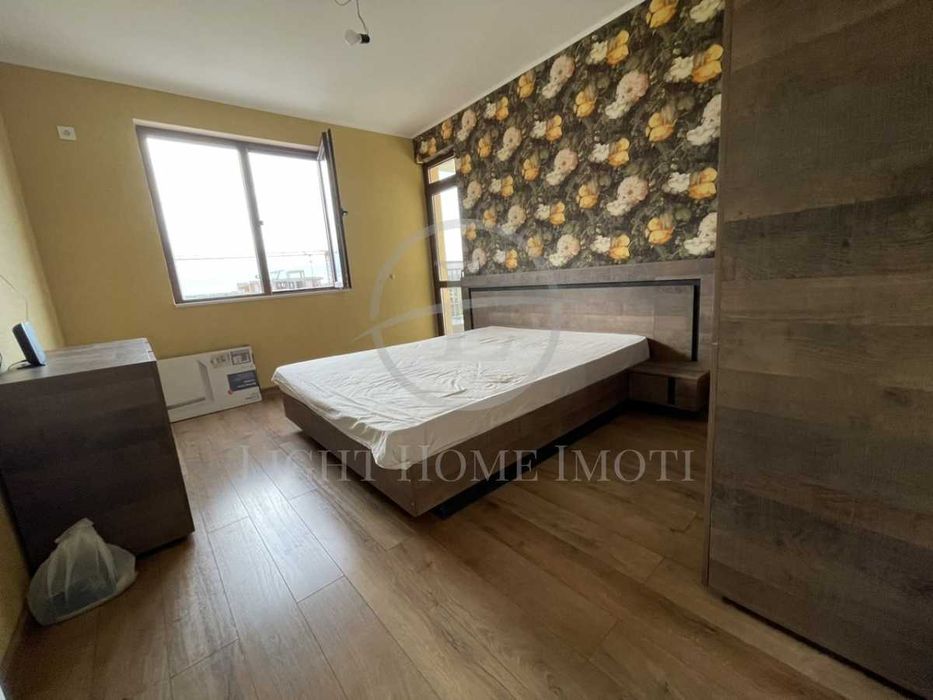 Продава се Четиристаен апартамент в Пловдив, Остромила - 145 кв.м за 1518 €/кв.м - Снимка #8