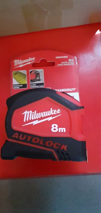 Ruleta Milwaukee 5m si 8m cu autoblocare