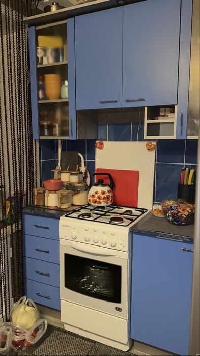 Продам кухонный гарнитур.