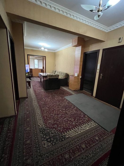 Продаётся 4 ком квартира в Сергели 8 а