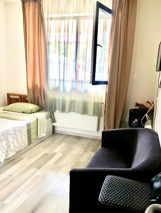 Apartament  3 camere plus parcare