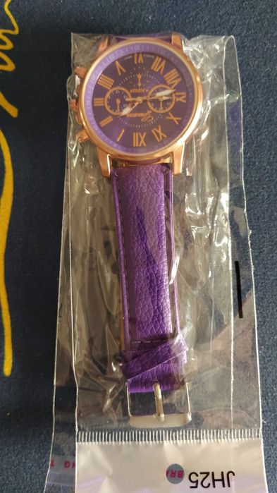 Vand Ceas de culoare MOV nou cu blocare cheita de pornire