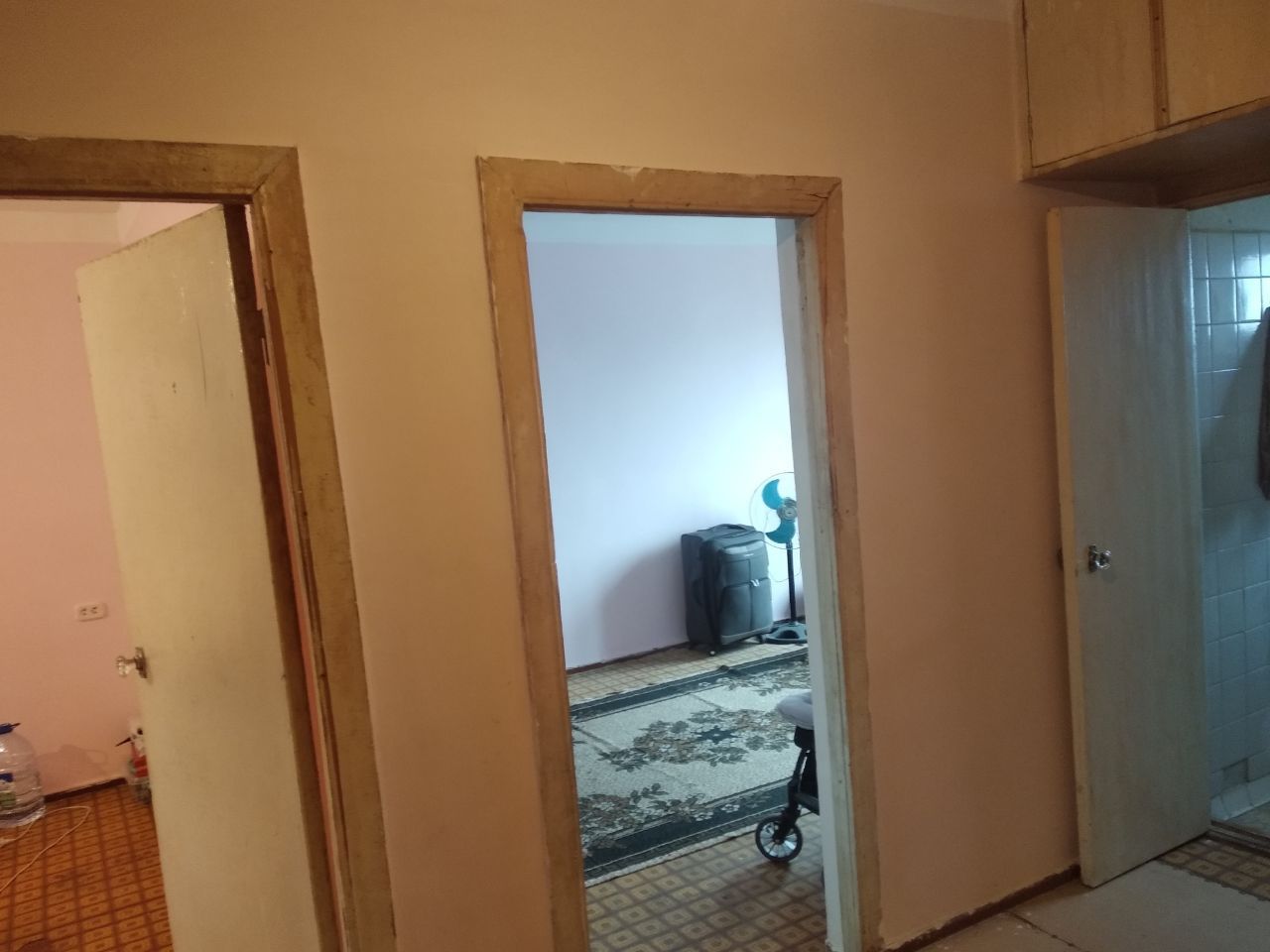 3/4/4 сотилади,77 серия,ремонт йу́к,Мирзо Улугбек,Геофизика,59 000 у.е