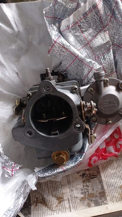 Продается карбюратор Зил