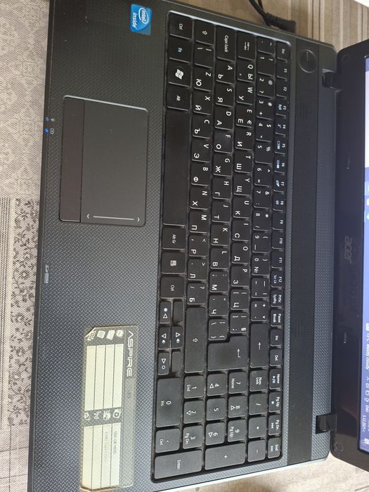 Продавам лаптоп Acer Aspire 5349