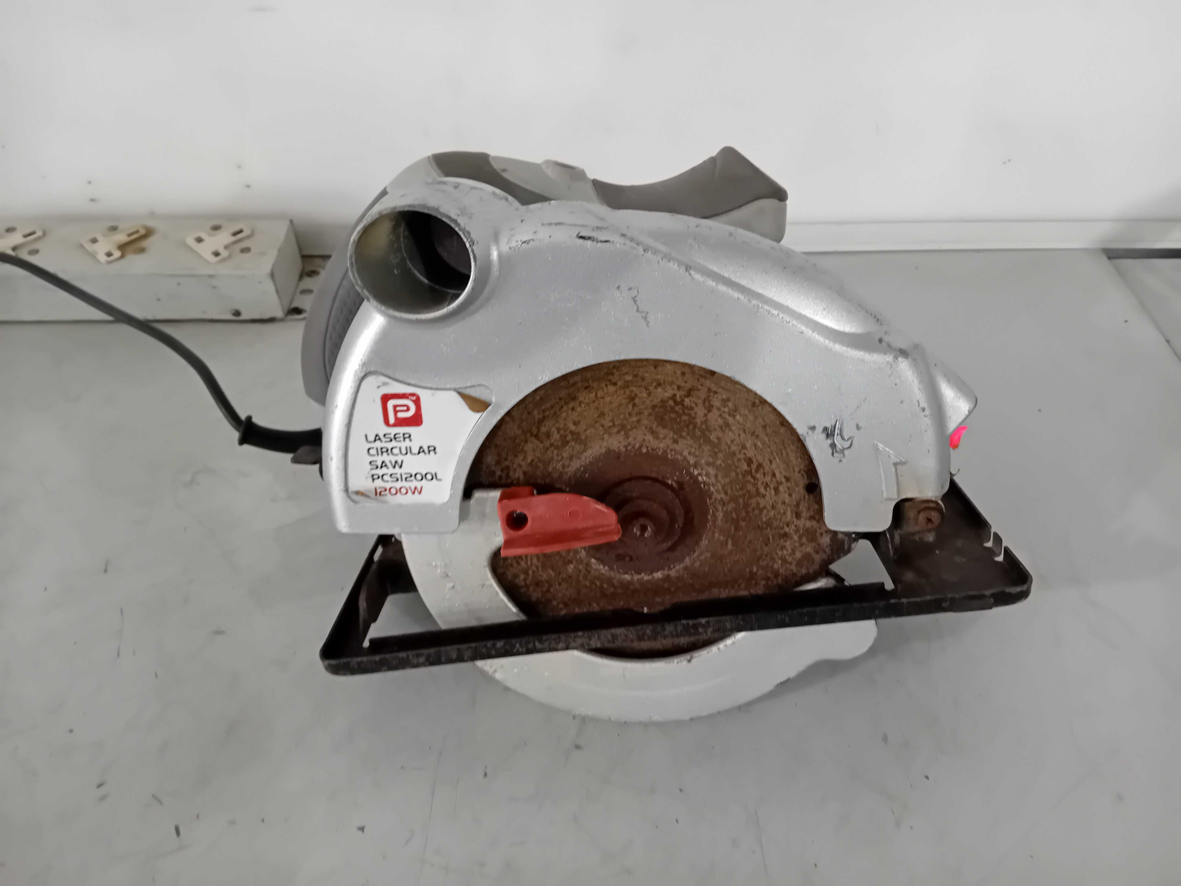 Ръчен циркуляр - Pro 1200 W