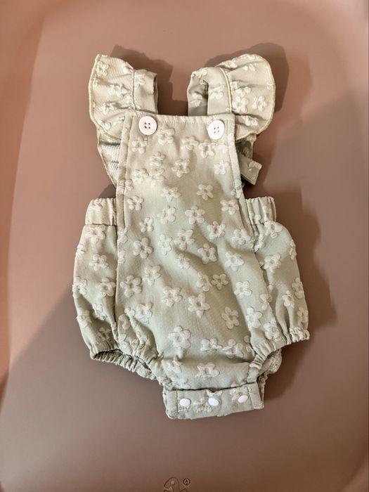 Лот бебешки дрехи