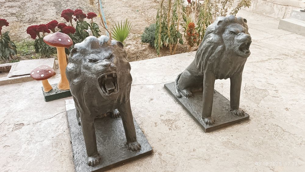 Sher haykallari sotiladi!!!