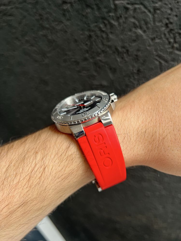Оригинален мъжки часовник Oris Aquis 43.5mm