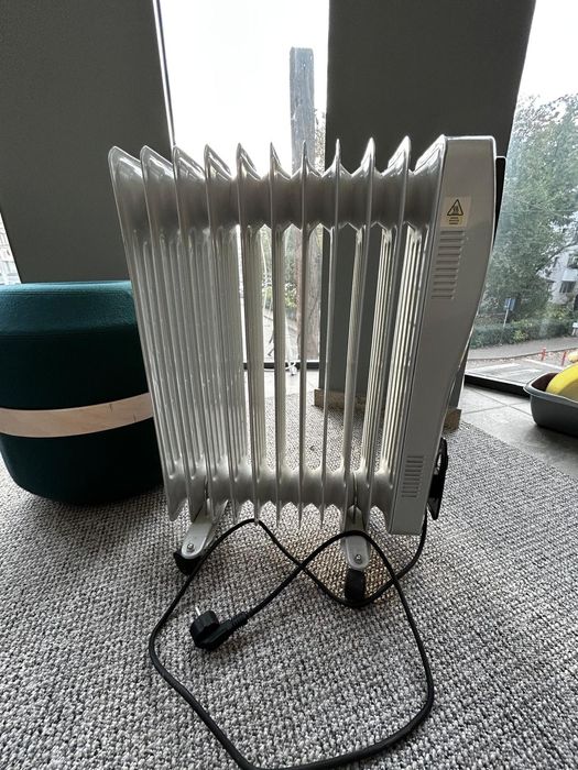 Calorifer electric Albatros, 11 elemenți.