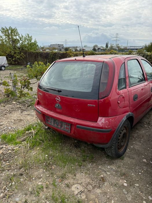 Dezmembrez Opel Corsa C 1.2i 1.3cdti Piese