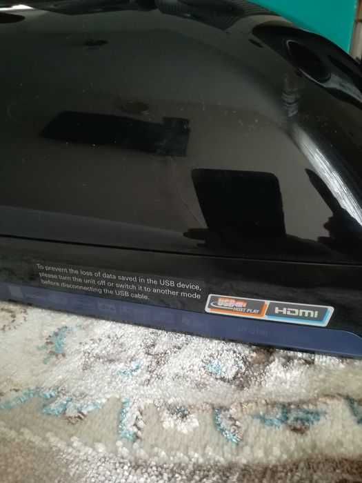 Sistem Samsung HT-Q 100