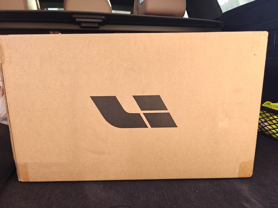 Продаю оригинальную зарядную станцию Лисян, Lixiang, 7кВт.