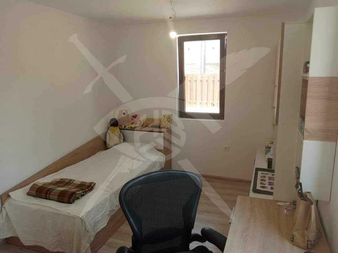Продава се Къща в с. Момино село, Област Пловдив - 148 кв.м за 1048 €/кв.м - Снимка #11